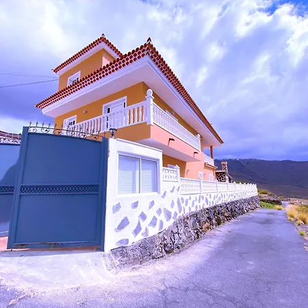 Tropicalidays Mountain Scape