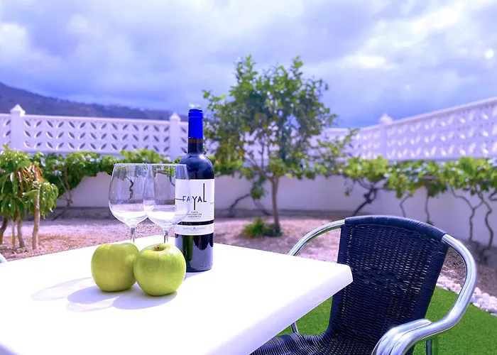 Tropicalidays Mountain Scape Дом отдыха