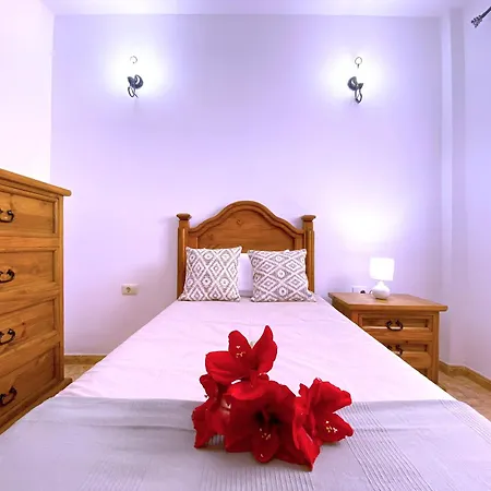 Tropicalidays Mountain Scape *