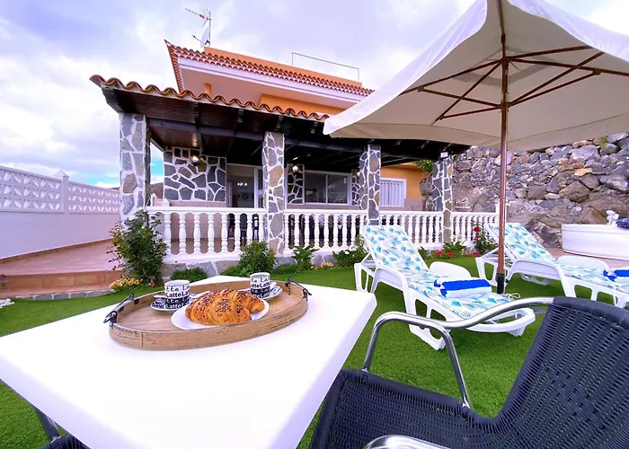 Tropicalidays Mountain Scape