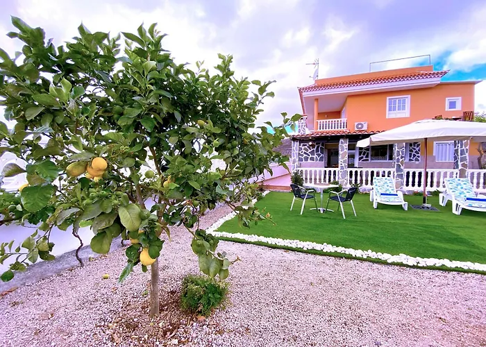 Tropicalidays Mountain Scape *