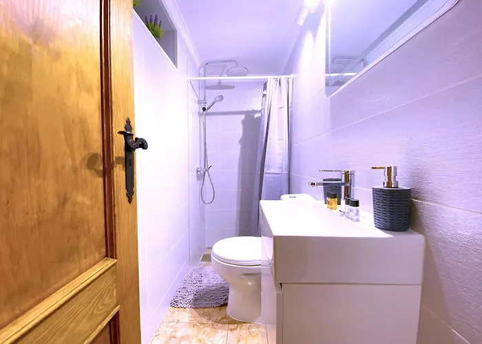 Tropicalidays Mountain Scape