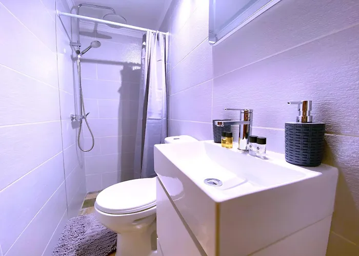 Tropicalidays Mountain Scape