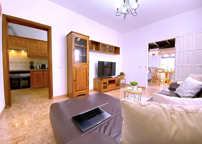 Tropicalidays Mountain Scape